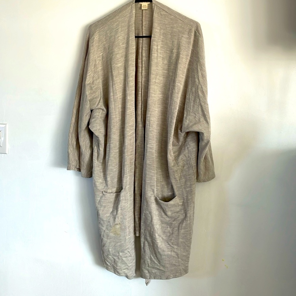 Grey micro pinstrip kimono